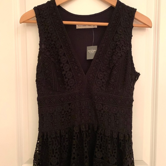 Abercrombie & Fitch Lace Crochet V-Neck Skater Dress Black Size 2 - Picture 4 of 16
